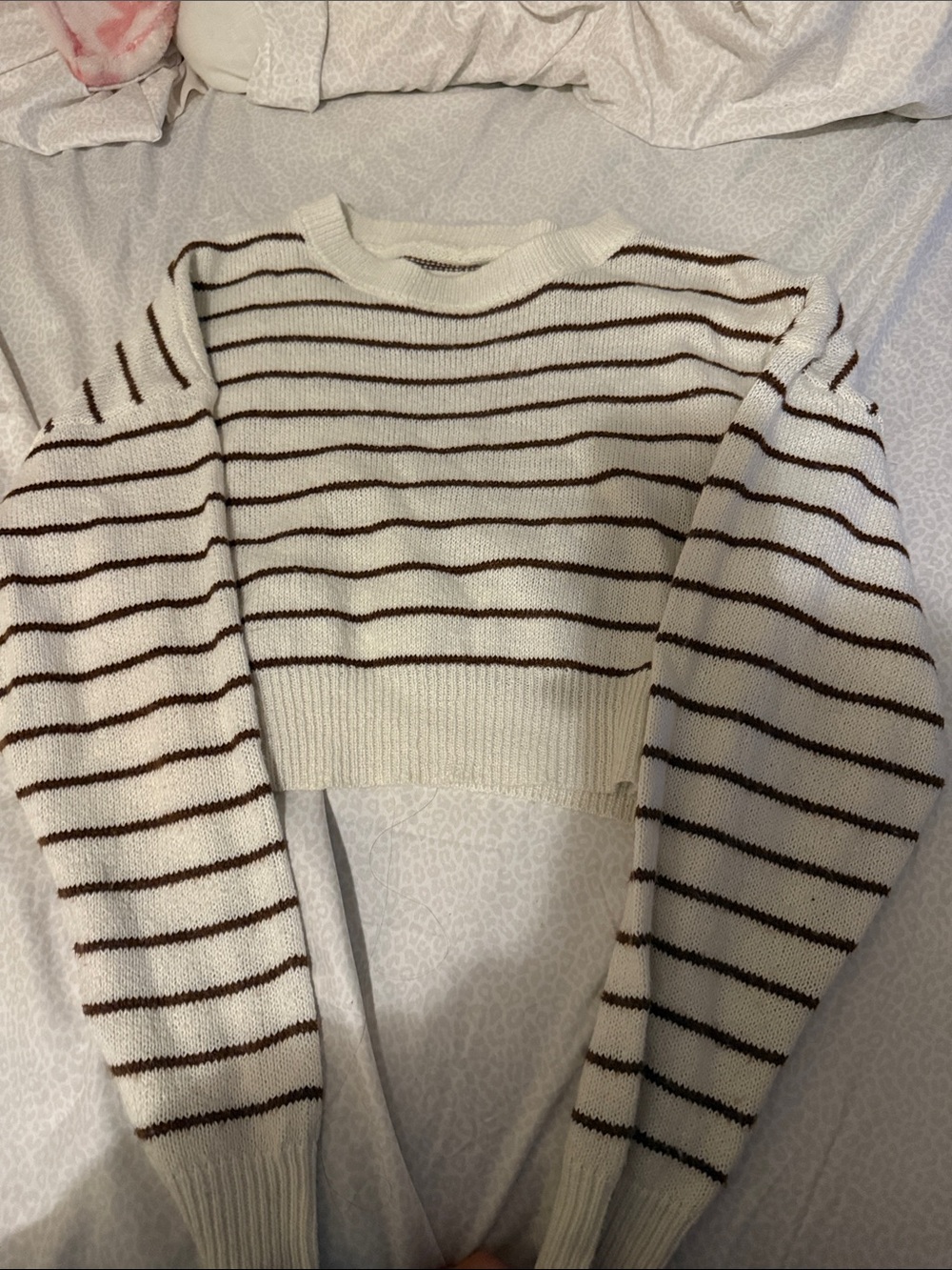 Cropped Cream Knit Sweater with Brown Stripes